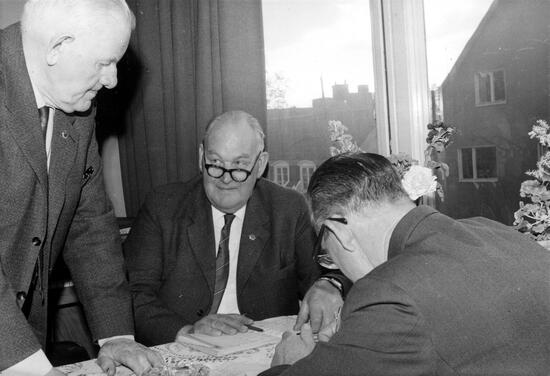 Kamratföreningen äldre SAC-medlemmar. Årsmöte i Västerås 1962. Från vänster: Carl Jacobsson och Karl Jäghammar.